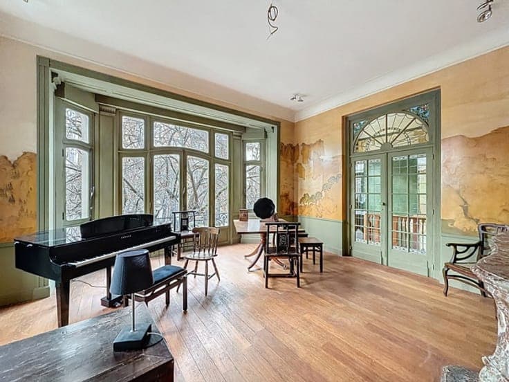 PLASKY, MAISON DE MAÎTRE ± 613M² + GARAGE + JARDIN