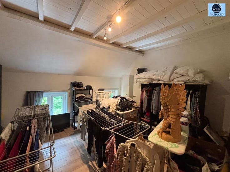 HOUSE TO REFRESH WITH 2 ROOMS