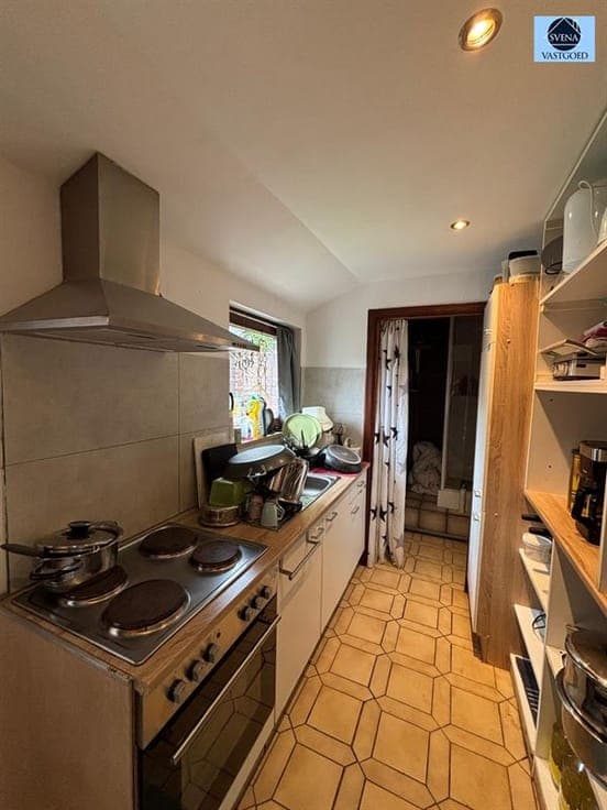 HOUSE TO REFRESH WITH 2 ROOMS