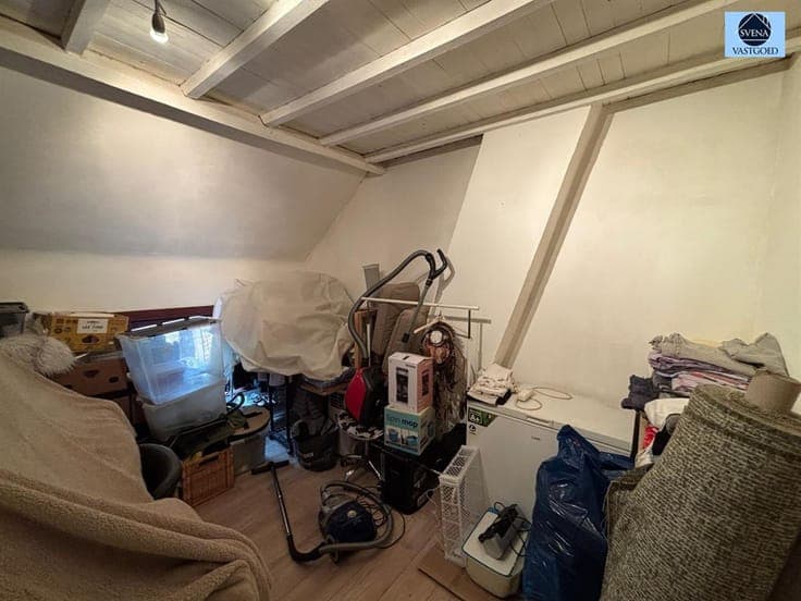 HOUSE TO REFRESH WITH 2 ROOMS