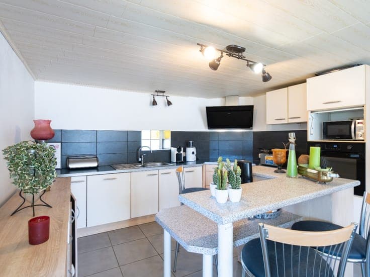 3-bedroom house with 3 ares of land in Sainte-Ode