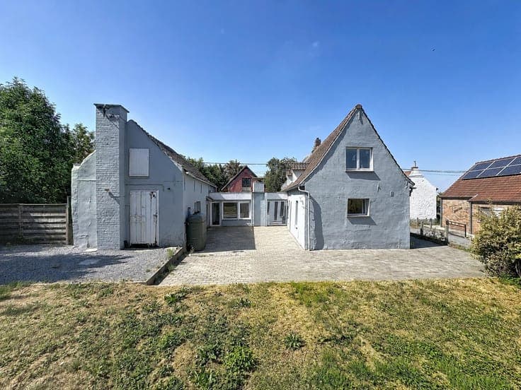 House in Saint-Maur