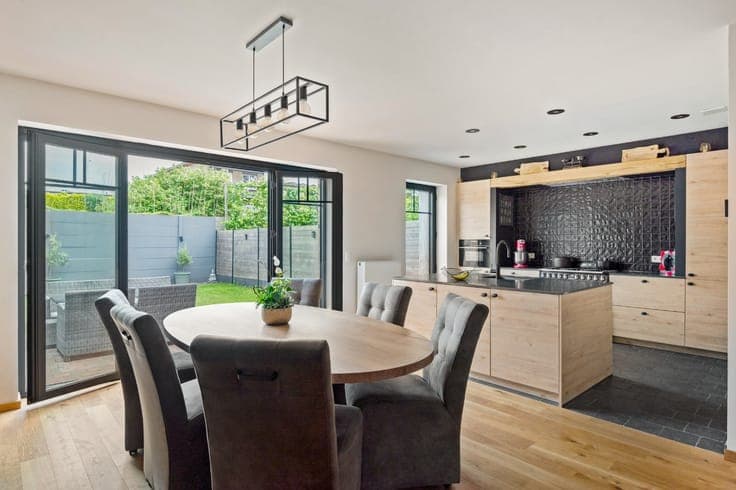Riante, stijlvolle BEN-woning met 3 à 4 slpk, 2 badk., ga...