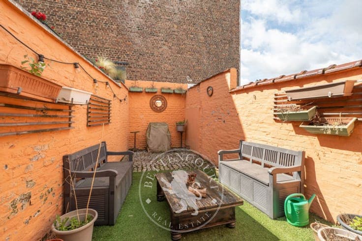 Character house with terrace