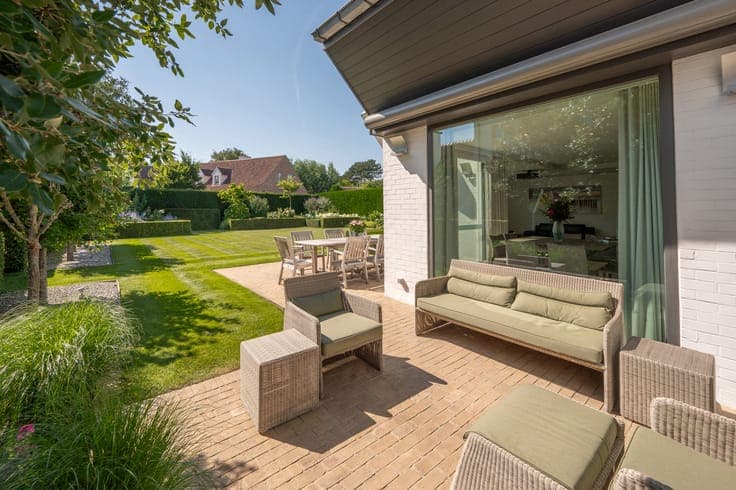 Villa for sale in Maaiken Knokke, peaceful residential setti