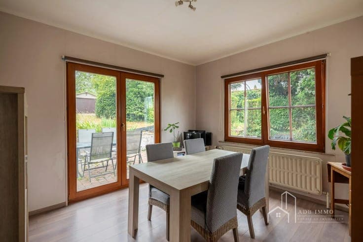 Family home with 3 bedrooms, garden in Lodelinsart