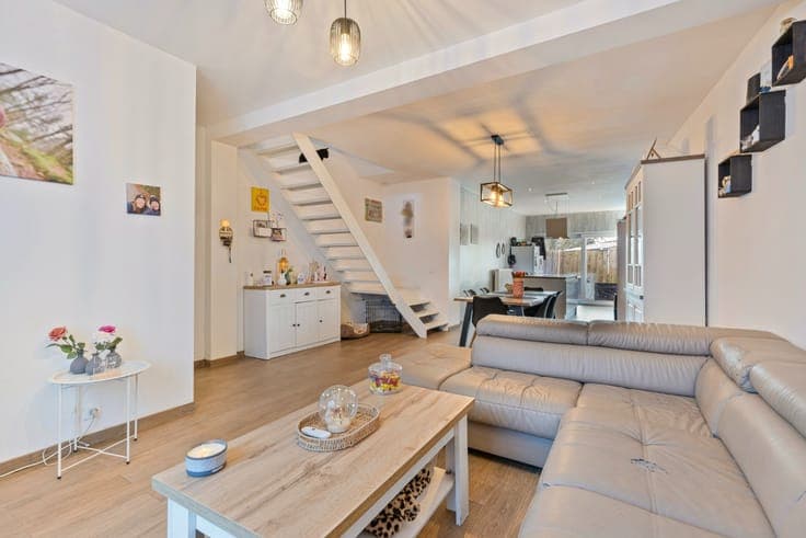 Gerenoveerde rijwoning met 3 slaapkamers in het hartje va...