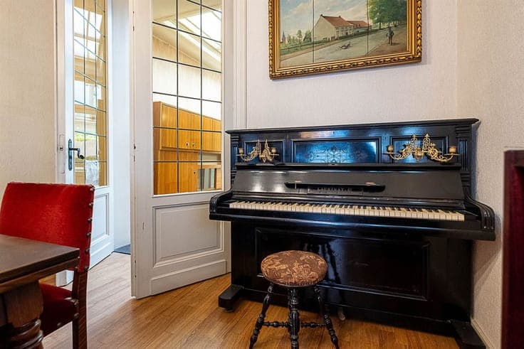 Te renoveren charmante woning met 5 slaapkamers en tuin 160