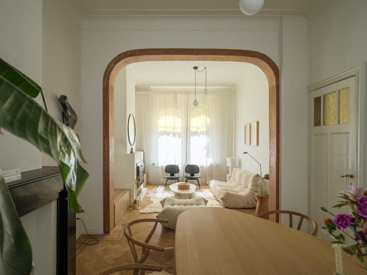 Stylish townhouse with a characterful Art Nouveau façade ...