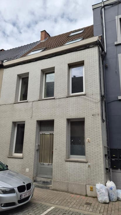 Investment property in Leuze-en-Hainaut