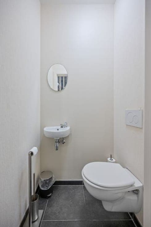 Ready-to-move-in family home with 3 bedrooms with large att…