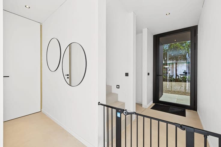 Hoogwaardig afgewerkte, energieneutrale villa (2024) op 8...