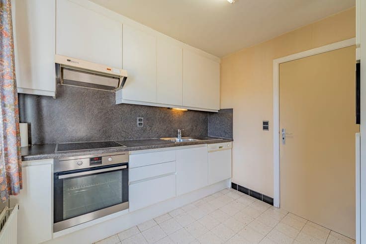 Move-in ready family home with 3 bedrooms, integrated garage