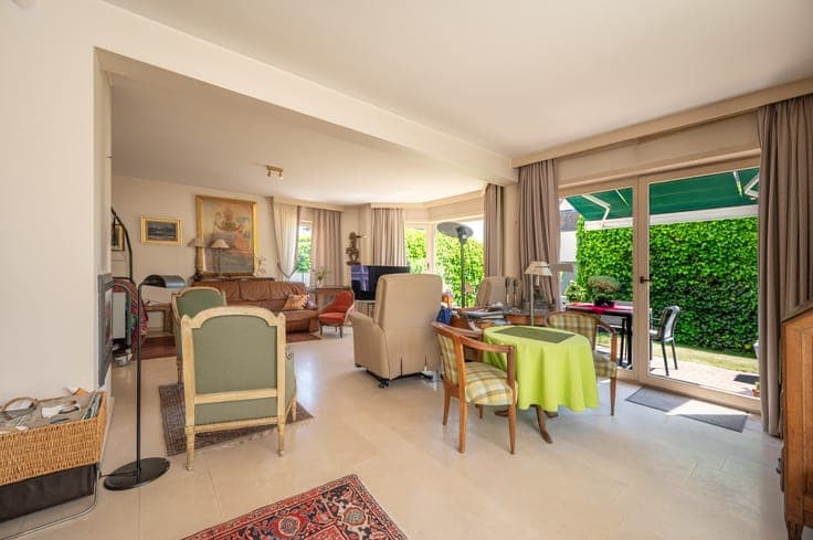 Vrijstaande villa met zuidgerichte tuin aan het Albertstrand
