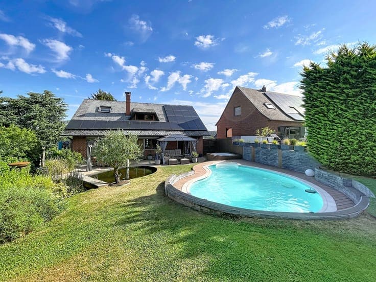 Stunning villa set on the heights of Ham-sur-Heure