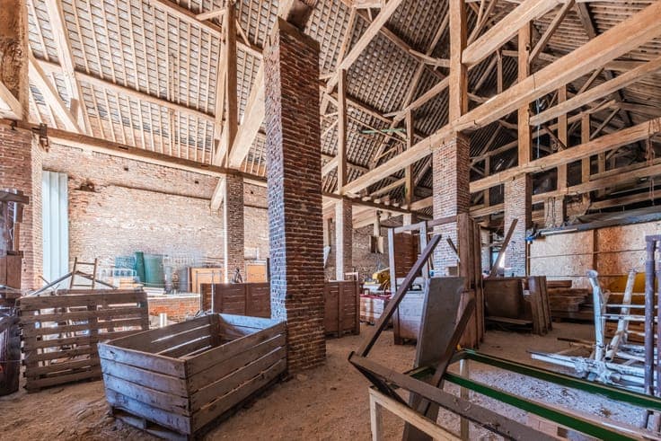 Characterful real estate estate set on 4.5 hectares of land