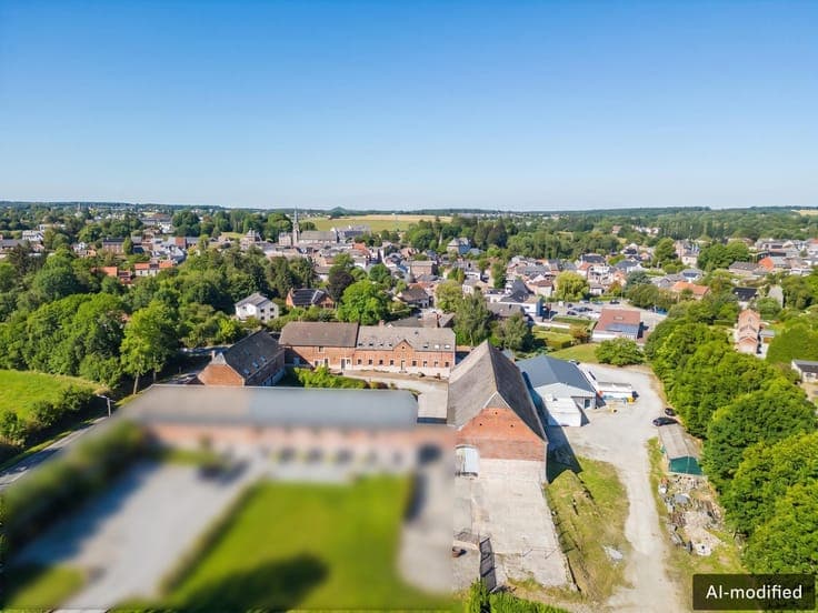 Characterful real estate estate set on 4.5 hectares of land