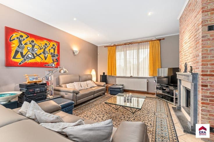 House in Sint-Pieters-Leeuw