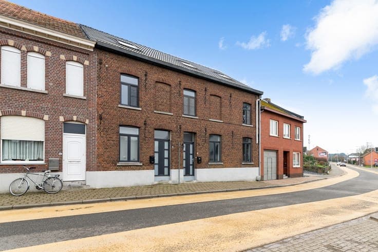 charmante gerenoveerde rijwoning