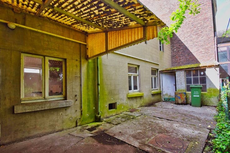 House in Engis