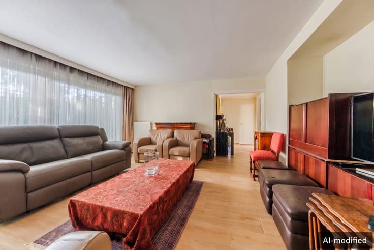 Spacious bungalow-style villa