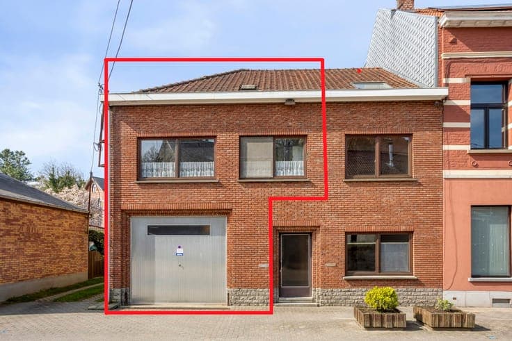 Apartment to be fully renovated with warehouse in Hoeilaart