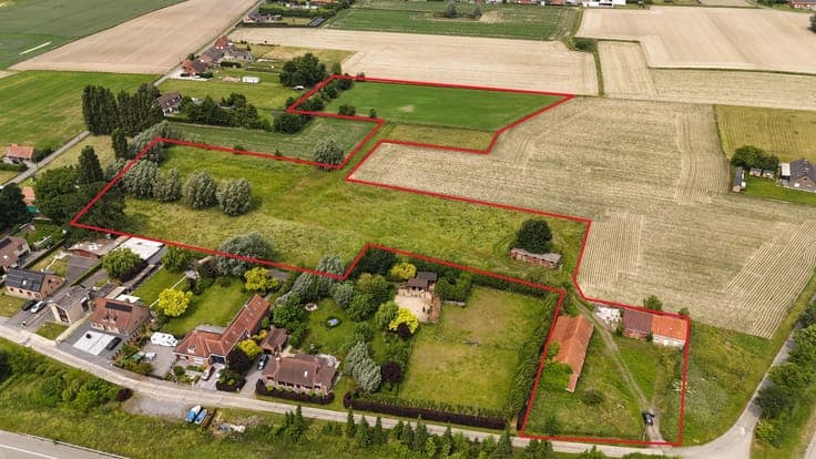 Hoeve op ruim 2,3 ha in Ardooie