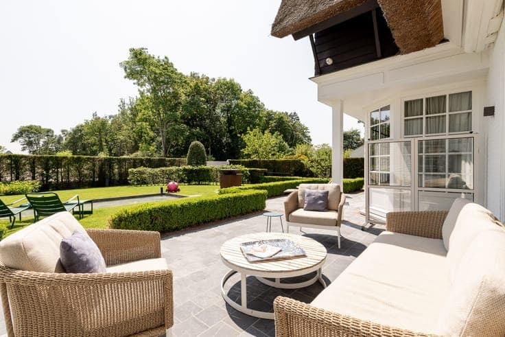 Move-in ready villa with luxurious finishes...