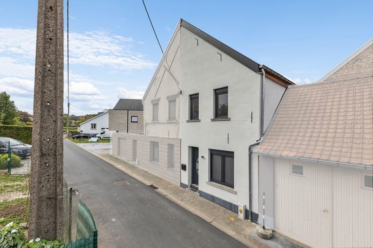 House in Roosdaal