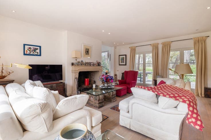 Classic zoute style villa for sale with panoramic golf views