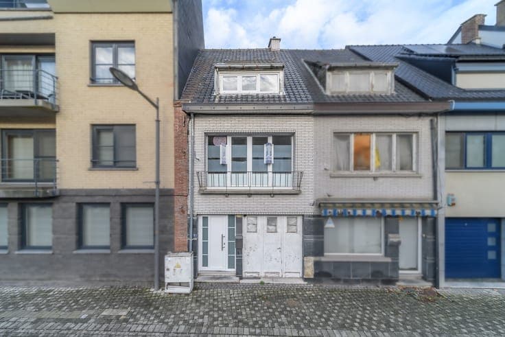 Gezellige rijwoning centrum Nieuwerkerken