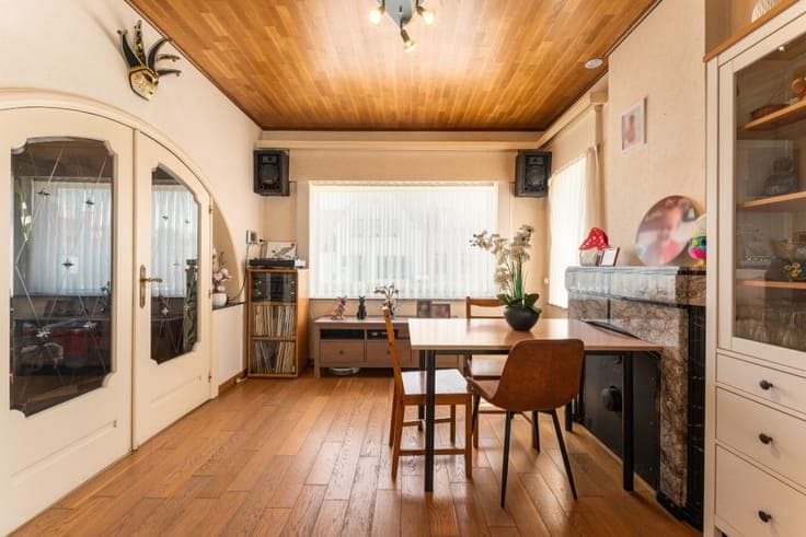 Spacious semi-open-plan home for sale in Deerlijk