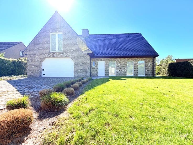 Exclusieve eigendom met 4 slaapkamers (5682m²)