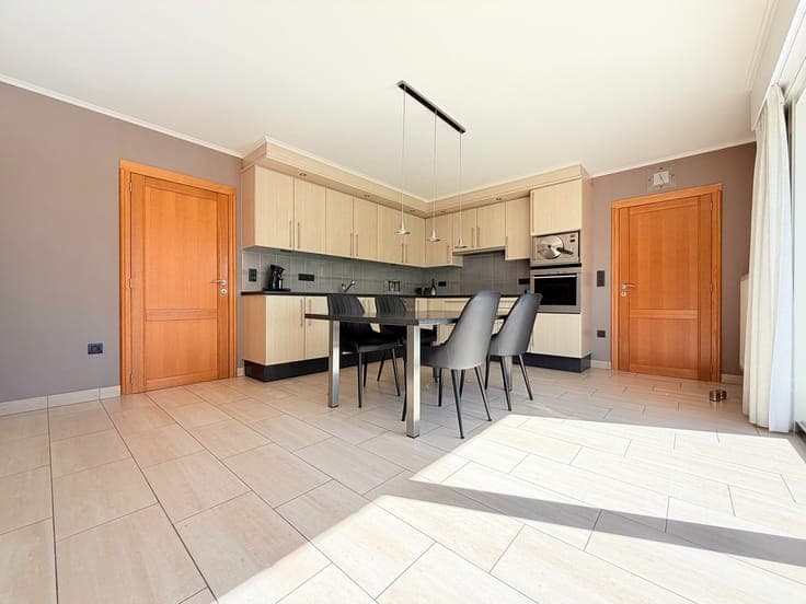 Exclusieve eigendom met 4 slaapkamers (5682m²)