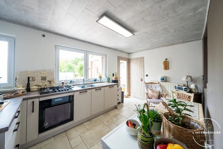 Sale - House Trazegnies - 119,000 €