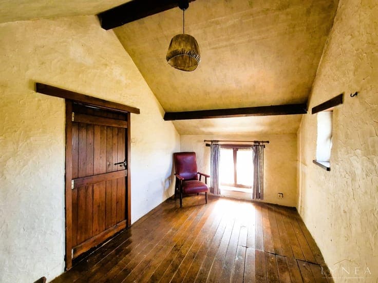 House in Ramillies