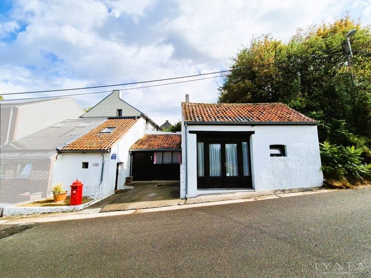 House in Ramillies