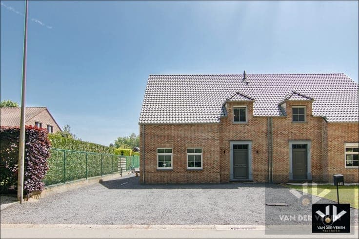 RECENTE WONING 4 SLPK OP RUIM PERCEEL 6a65ca