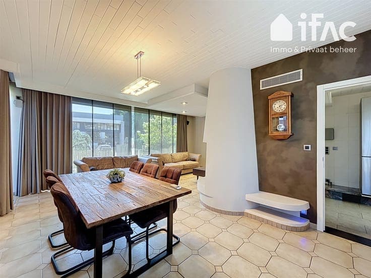 Perfectly maintained bungalow in a dead-end street