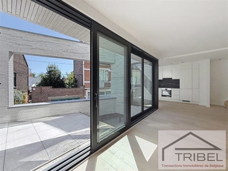 Sublime maison contemporaine + terrasse!