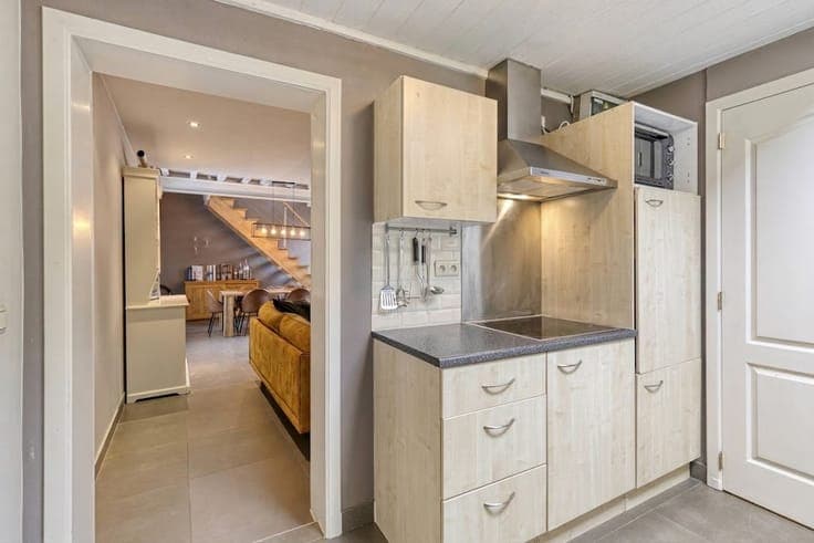 Ready to move in 2 bedroom house in Assebroek