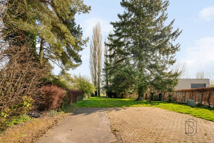 Charming farmhouse located on the border of Ronse.