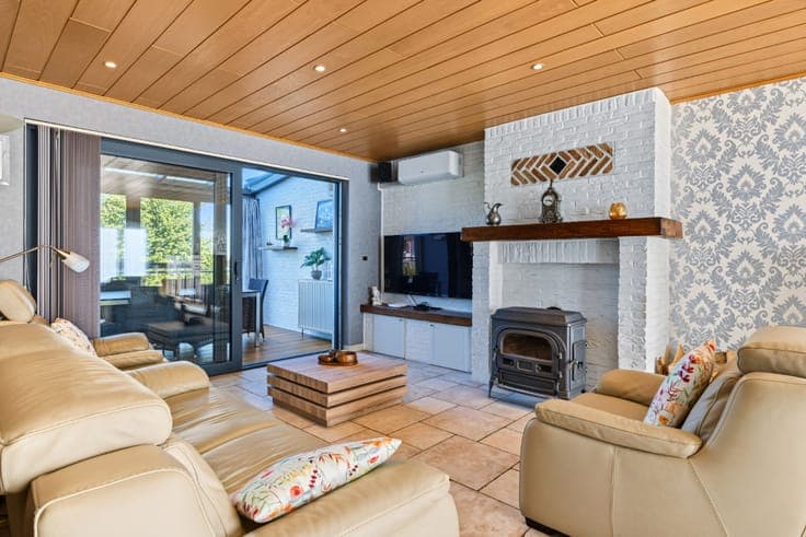 Ruime gezinswoning met 265 m² woonoppervlakte, dubbele ga...