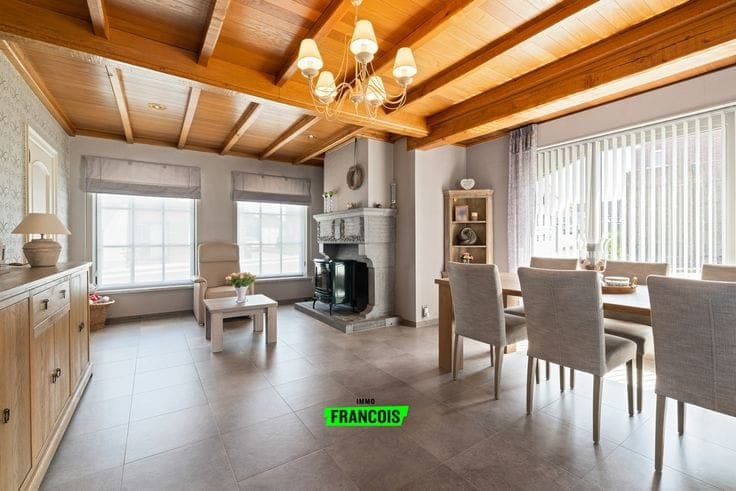 Move-in ready detached family home in Sint-Lievens-Houtem