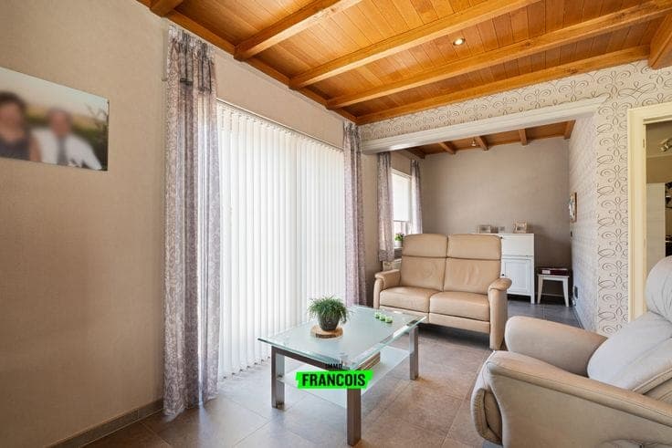 Move-in ready detached family home in Sint-Lievens-Houtem