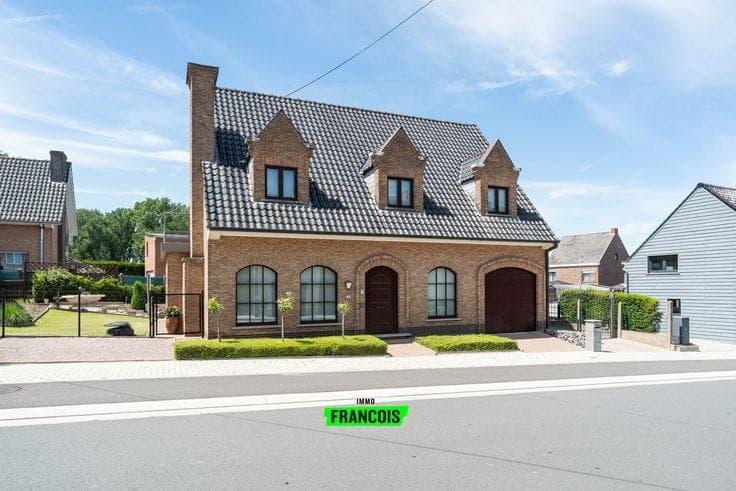 Move-in ready detached family home in Sint-Lievens-Houtem
