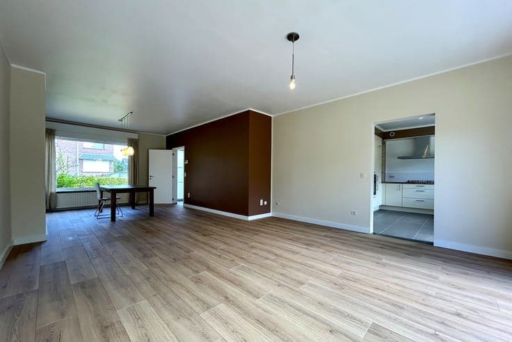 Instapklare halfopen woning op toplocatie in de gegeerde ...