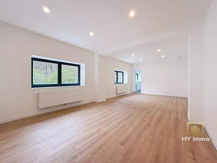Sale - Villa Les Bons Villers - 470,000 €