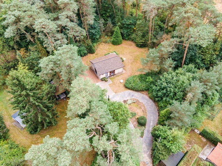 Charming bugalow on spacious plot
