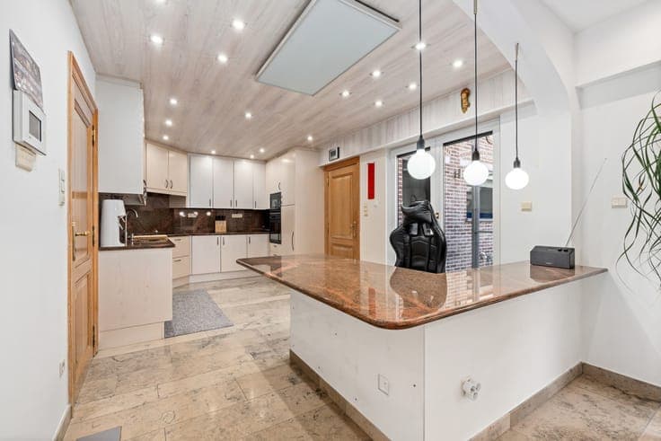Move-in ready home with 4 bedrooms in Temse